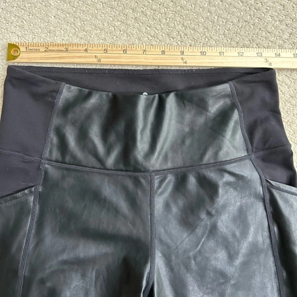 Athleta | GLEAM CHATURANGA TO TOWN TIGHT Legging, Size Medium - Picture 6 of 7